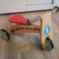 Triciclo in legno 