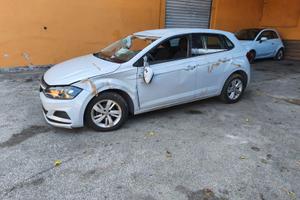 Vw Polo 1.0 benzina sinistrata