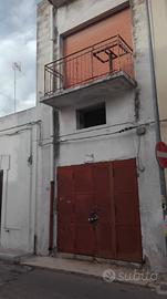 Laboratorio/Magazzino nel centro di Torricella(TA)