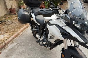 Moto.Benelli trk 502