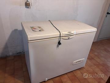 Congelatore Whirlpool 225 litri