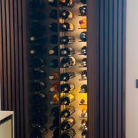 Mobile Cantina Vini in Noce Canaletto.