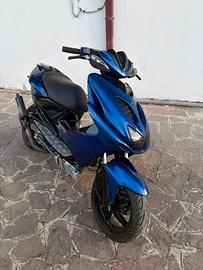 yamaha aerox 50 scooter