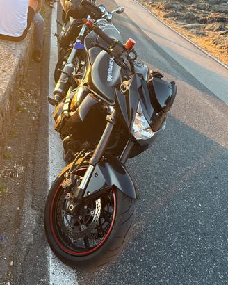 Kawasaki Z750
