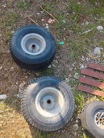 Ruote posteriori per tagliaerba