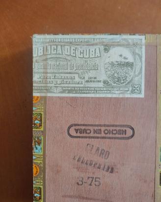 Scatola Vintage Romeo y Julieta Belvederes (1975)