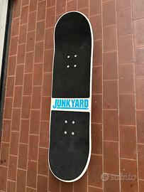 Burton tavola snow skate junk yard