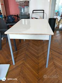 tavolo scrivania 