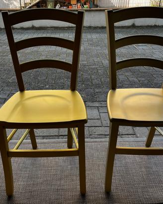 Coppia di sedie colore oro e plarino
