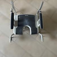 Sedia adatta per vasca per anziani