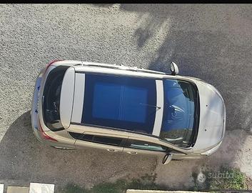Ford B MAX  Titanim
