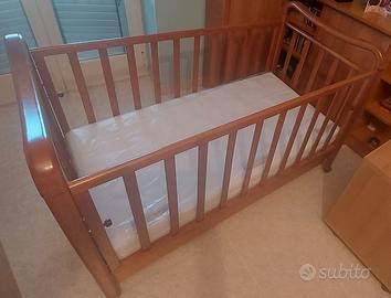 Lettno per bambini in legno con materasso