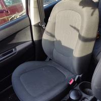 Sedile anteriore dx HYUNDAI I20 del 2011