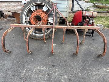 Erpice dissodatore a 9 ancore 240 cm