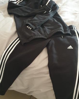 tuta adidas felpata