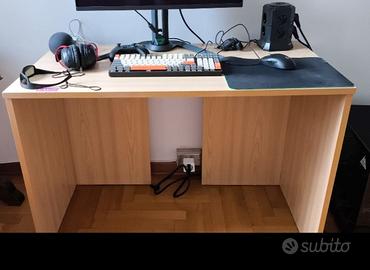 Scrivania e comodino da studio buono stato 