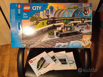 treno passeggeri Lego