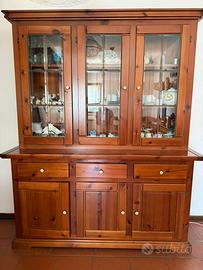 Cucina in legno massiccio