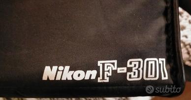 NIKON F 301 Borsa morbida per macchina fotografica