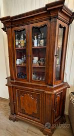 Credenza Cristalliera a 3 ante in Legno di noce