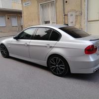 BMW serie 3 E90 320D - MECCANICA PERFETTA