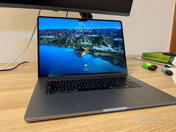 MacBook Air 15" M2