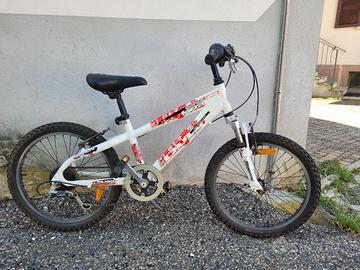 bici ragazzo/a 16 pollici