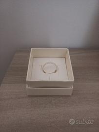 Anello in argento 925 misura 18 con scatola