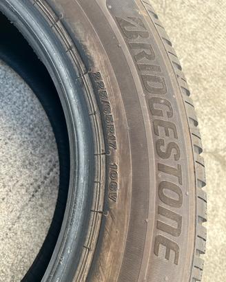4 Gomme Invernali Bridgestone Blizzak 225/65 R17