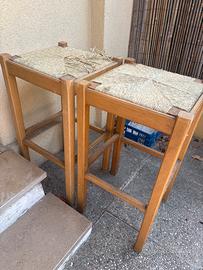 Sgabelli in legno