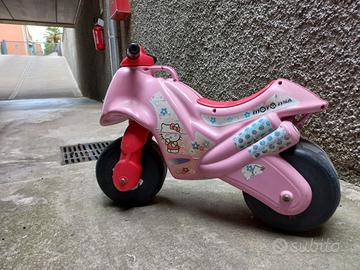 Moto Hello Kitty