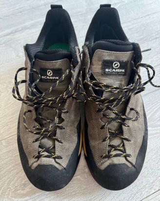 Scarponcini da montagna Scarpa - taglia 45.5