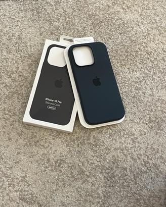 Cover MagSafe iphone 16 pro nuova