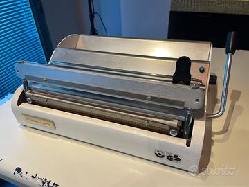 Sigillatrice taglierina per dentisti o piercer