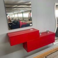 Ingresso rosso con specchiera S 2631