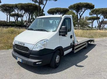 Carroattrezzi iveco 35q