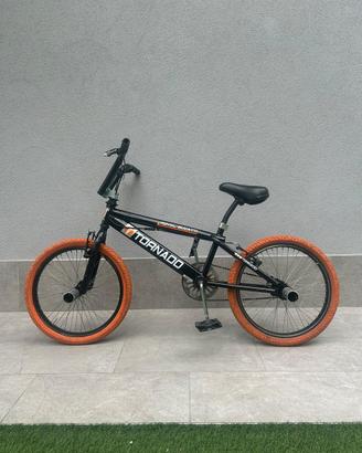 BMX tornado