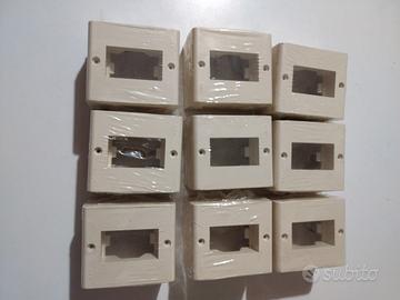 9 Scatole Parete AVE Sistema 45 (1 foro)