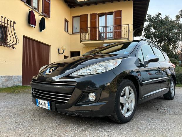 Peugeot 207 sw 1.4 benzina Euro5 per neopatentati