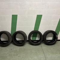 4 pneumatici Goodyear quasi nuovi
