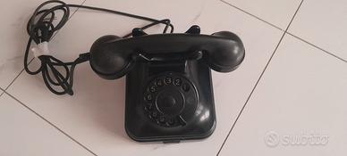 Telefono in bachelite