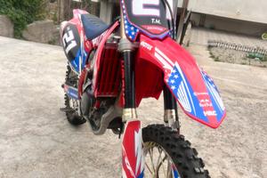 CRF 250 R