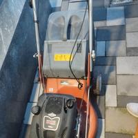 tagliaerba a benzina