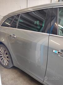 Porta posteriore dx OPEL INSIGNIA del 2011