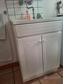 mobile con vaschetta lavatoio
