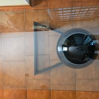 Tavolino in cristallo di design