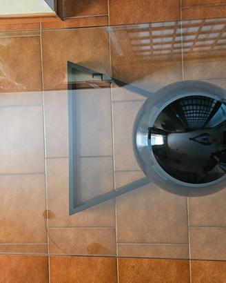 Tavolino in cristallo di design