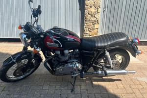 Triumph Bonneville T100