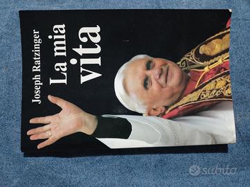 Libro La mia vita Joseph Ratzinger 