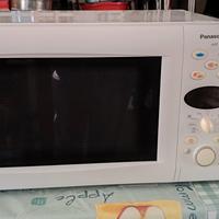 Microonde Panasonic con grill 